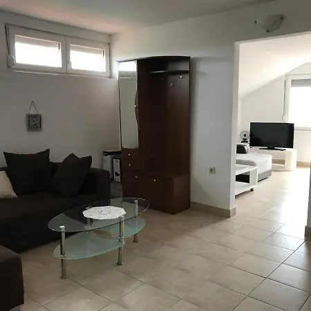 Apartmani Livk Debeljak Exterior photo